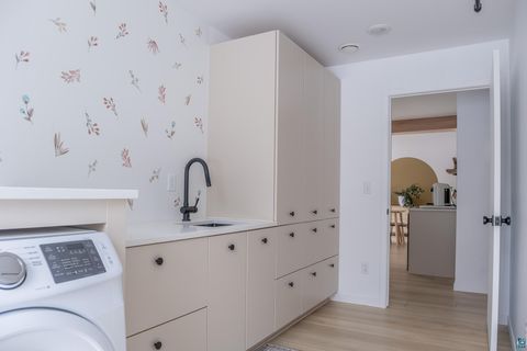 Tiny photo for 2980 Roberg Rd, Duluth, MN 55804 (MLS # 6124190)