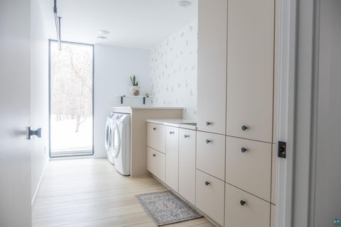 Tiny photo for 2980 Roberg Rd, Duluth, MN 55804 (MLS # 6124190)