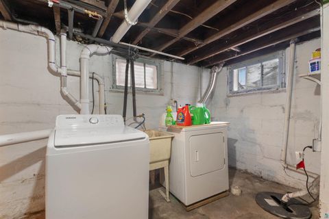 Tiny photo for 2424 W 2nd St, Duluth, MN 55806 (MLS # 6124084)