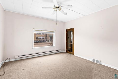 Tiny photo for 155 W Myrtle St, Duluth, MN 55811 (MLS # 6124223)