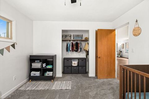 Tiny photo for 4911 Avondale St, Duluth, MN 55804 (MLS # 6122603)