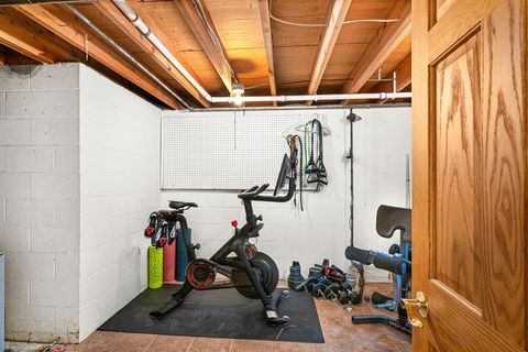 Tiny photo for 4911 Avondale St, Duluth, MN 55804 (MLS # 6122603)