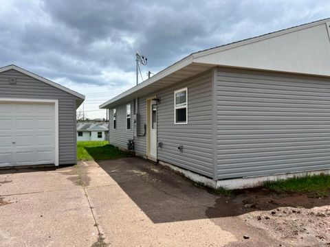 Tiny photo for 35 Field Rd, Silver Bay, MN 55614 (MLS # 6122635)