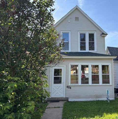 Photo of 826 E 6th St, Duluth, MN 55805 (MLS # 6126588)