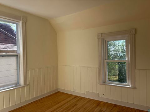 Tiny photo for 826 E 6th St, Duluth, MN 55805 (MLS # 6126588)