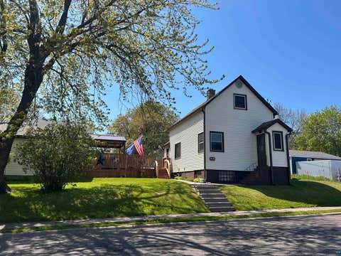 Photo of 427 N 63rd Ave W AVE, Duluth, MN 55807 (MLS # 6125703)