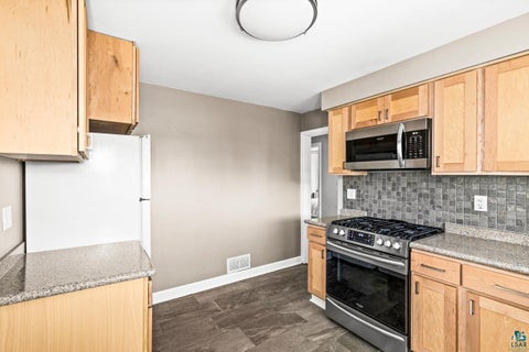 Tiny photo for 5006 Dodge St, Duluth, MN 55804 (MLS # 6126256)