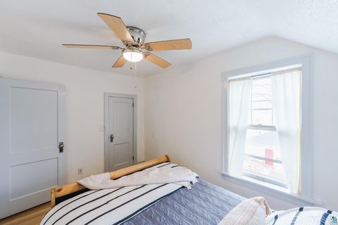 Tiny photo for 4320 W 6th St, Duluth, MN 55807 (MLS # 6124976)