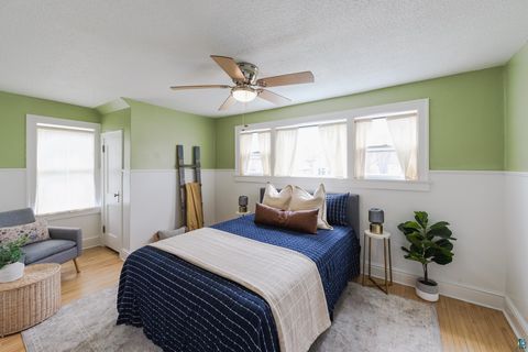Tiny photo for 4320 W 6th St, Duluth, MN 55807 (MLS # 6124976)