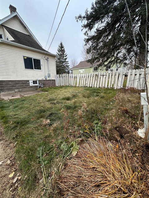 Tiny photo for 623 3rd St, Proctor, MN 55810 (MLS # 6122879)