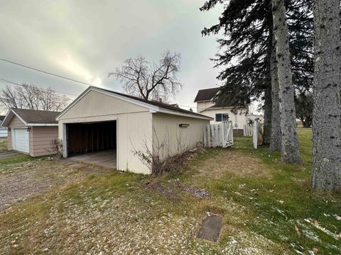 Tiny photo for 623 3rd St, Proctor, MN 55810 (MLS # 6122879)