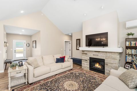 Tiny photo for 4889 Peyton Dr, Hermantown, MN 55811 (MLS # 6126857)