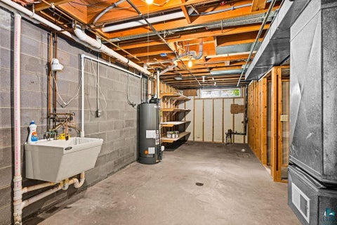 Tiny photo for 2410 Harvey St, Duluth, MN 55811 (MLS # 6126167)