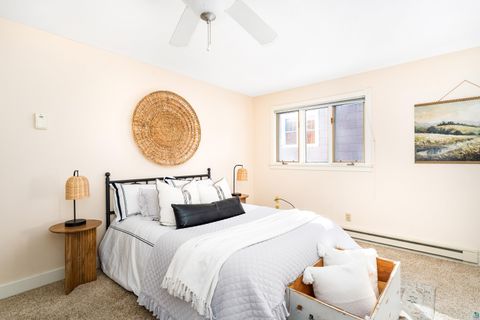 Tiny photo for 814 W 5th St, Duluth, MN 55806 (MLS # 6123789)