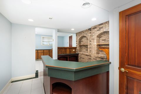 Tiny photo for 814 W 5th St, Duluth, MN 55806 (MLS # 6123789)