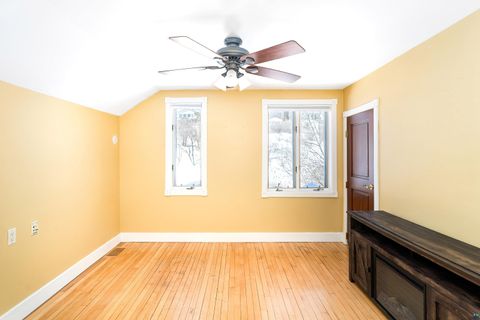 Tiny photo for 814 W 5th St, Duluth, MN 55806 (MLS # 6123789)