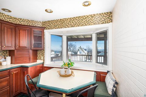 Tiny photo for 814 W 5th St, Duluth, MN 55806 (MLS # 6123789)