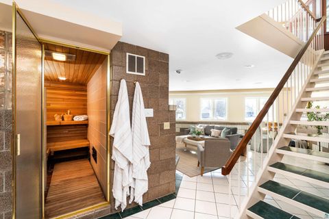 Tiny photo for 814 W 5th St, Duluth, MN 55806 (MLS # 6123789)