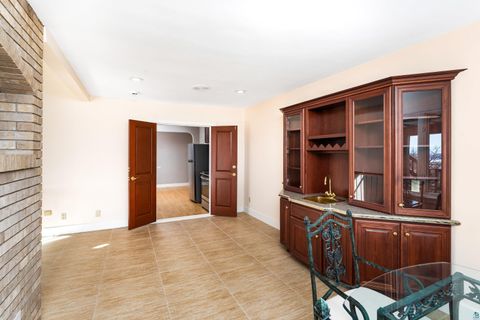 Tiny photo for 814 W 5th St, Duluth, MN 55806 (MLS # 6123789)