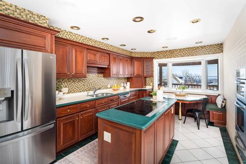 Tiny photo for 814 W 5th St, Duluth, MN 55806 (MLS # 6123789)