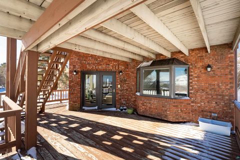 Tiny photo for 814 W 5th St, Duluth, MN 55806 (MLS # 6123789)