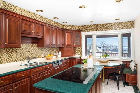 Tiny photo for 814 W 5th St, Duluth, MN 55806 (MLS # 6123789)