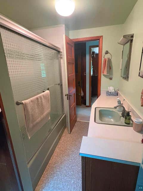 Tiny photo for 35 Howard Gnesen Rd, Duluth, MN 55811 (MLS # 6127365)