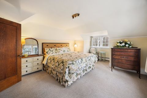 Tiny photo for 124 N Hawthorne Rd, Duluth, MN 55812 (MLS # 6123659)