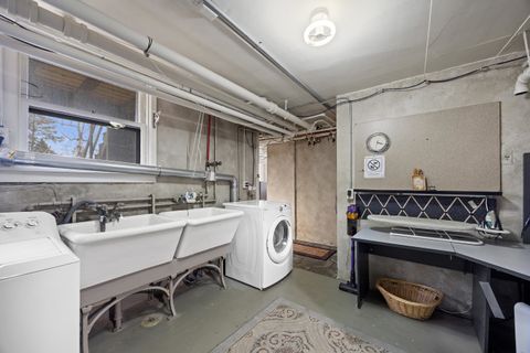 Tiny photo for 124 N Hawthorne Rd, Duluth, MN 55812 (MLS # 6123659)