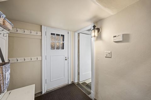 Tiny photo for 124 N Hawthorne Rd, Duluth, MN 55812 (MLS # 6123659)