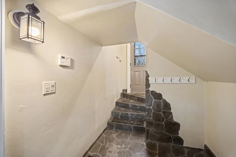 Tiny photo for 124 N Hawthorne Rd, Duluth, MN 55812 (MLS # 6123659)