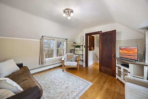 Tiny photo for 124 N Hawthorne Rd, Duluth, MN 55812 (MLS # 6123659)