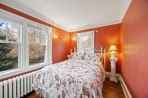 Tiny photo for 124 N Hawthorne Rd, Duluth, MN 55812 (MLS # 6123659)