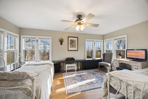 Tiny photo for 124 N Hawthorne Rd, Duluth, MN 55812 (MLS # 6123659)