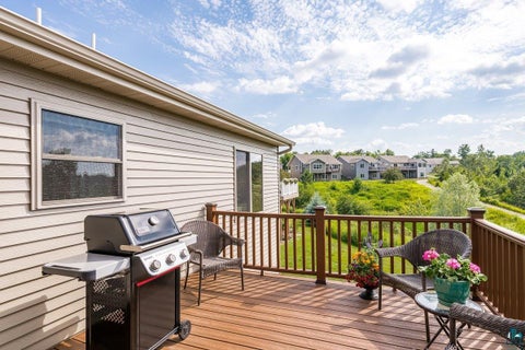 Tiny photo for 231 Hickory St, Duluth, MN 55811 (MLS # 6126951)