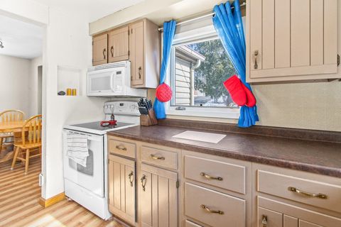 Tiny photo for 7 Hillside Rd, Esko, MN 55733 (MLS # 6123708)