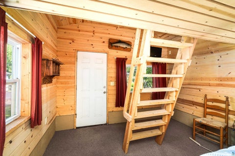 Tiny photo for 805 W 10th St, Duluth, MN 55806 (MLS # 6127041)