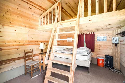 Tiny photo for 805 W 10th St, Duluth, MN 55806 (MLS # 6127041)