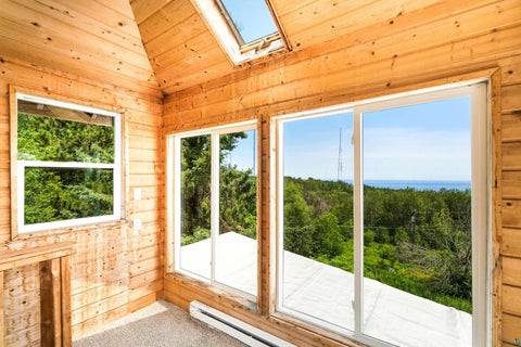 Tiny photo for 805 W 10th St, Duluth, MN 55806 (MLS # 6127041)