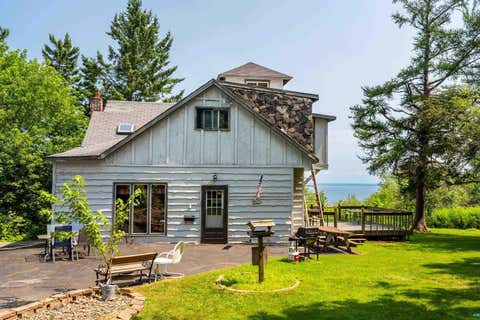 Tiny photo for 805 W 10th St, Duluth, MN 55806 (MLS # 6127041)