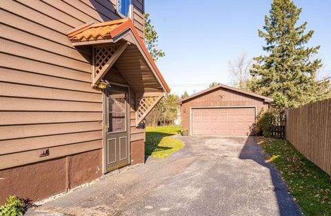 Tiny photo for 325 W Wabasha St, Duluth, MN 55803 (MLS # 6122688)
