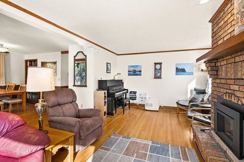 Tiny photo for 325 W Wabasha St, Duluth, MN 55803 (MLS # 6122688)