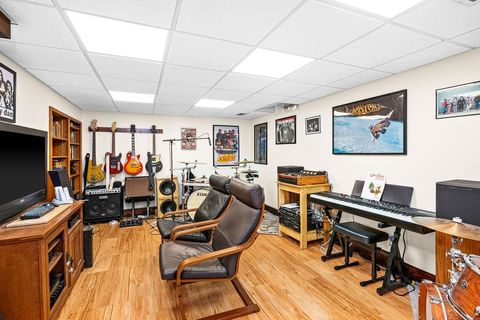 Tiny photo for 325 W Wabasha St, Duluth, MN 55803 (MLS # 6122688)