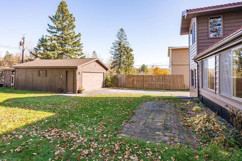 Tiny photo for 325 W Wabasha St, Duluth, MN 55803 (MLS # 6122688)