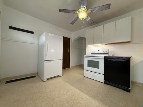 Tiny photo for 3001 W 3rd Ave, Hibbing, MN 55746 (MLS # 6124269)