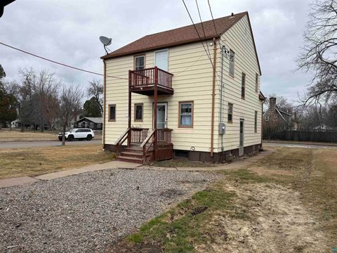 Tiny photo for 3001 W 3rd Ave, Hibbing, MN 55746 (MLS # 6124269)