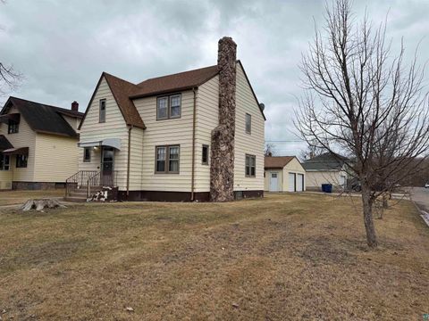 Tiny photo for 3001 W 3rd Ave, Hibbing, MN 55746 (MLS # 6124269)