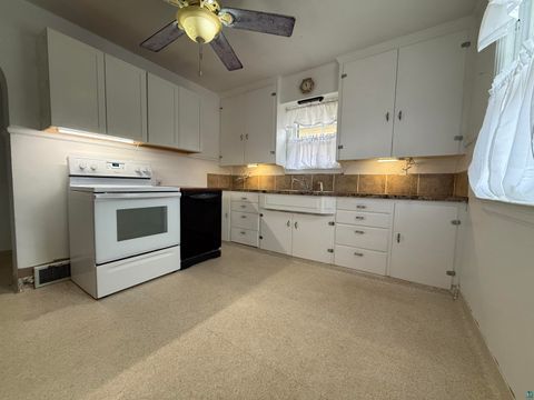 Tiny photo for 3001 W 3rd Ave, Hibbing, MN 55746 (MLS # 6124269)