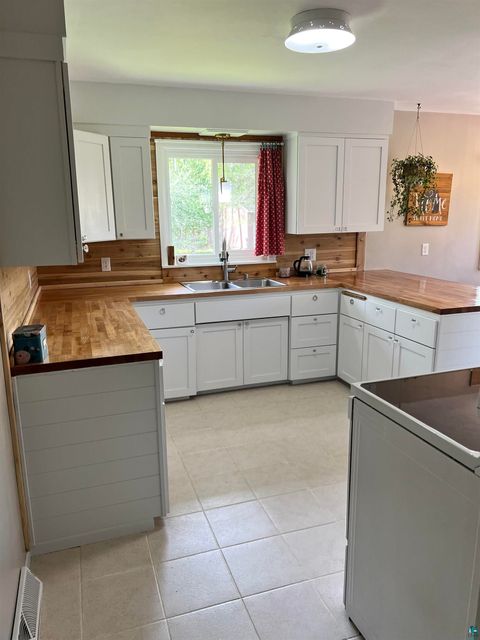 Tiny photo for 254 E Highway 61, Esko, MN 55733 (MLS # 6125626)