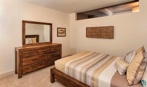 Tiny photo for 26 E Superior St #406, Duluth, MN 55802 (MLS # 6125180)
